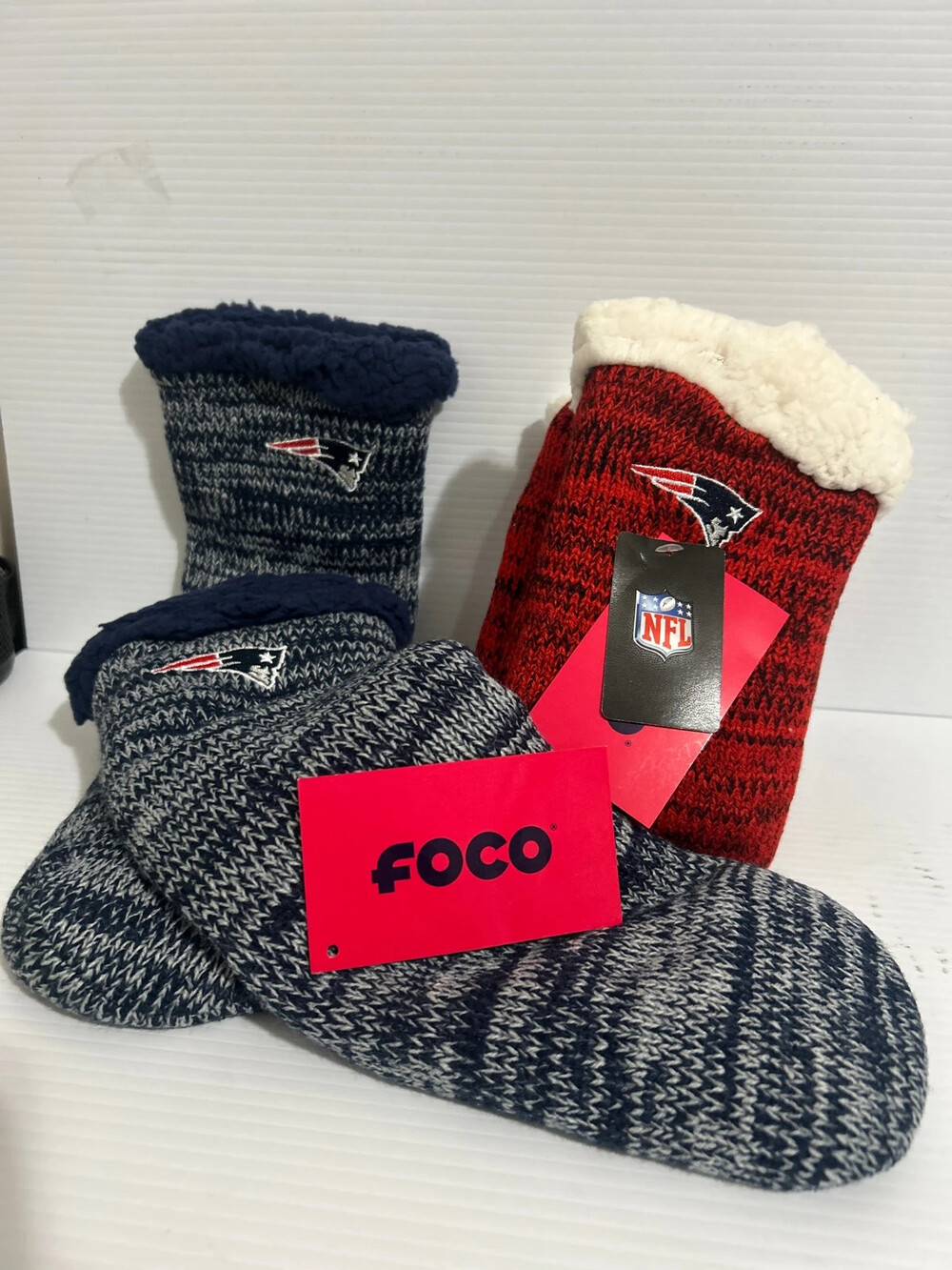 New England Patriots NFL Sherpa-Lined Knit Slipper Socks Non-Slip